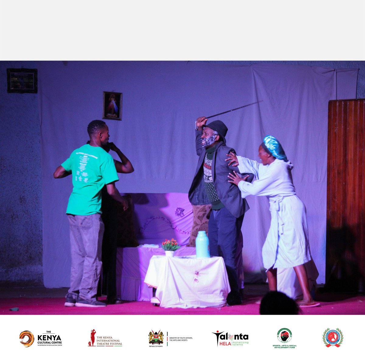 kitfest_ke's tweet photo. Yesterday was amazing 🎭 We were entertained by Ndumberi Top Artists and Generation Prime Entertainment at the Kiambu Town Social Hall, nothing but pure bliss.
@CultureCentreKE
#CountyTheatreFiesta
#TalantaHela
#KITFest2023
#TwendeTheatre
#MOYASA
#SASDF
#MMSAdvocates https://t.co/YEM5m42AO7
