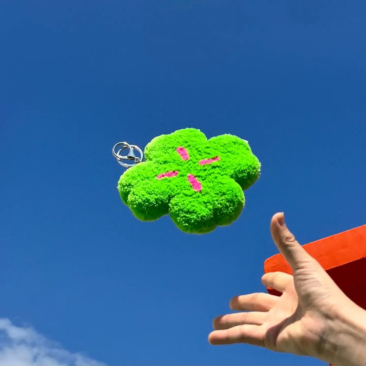 벌써 추석이 다가오네요! 

저는 다음 판매를 위해 귀여운 키링들을 열심히 만들고 있답니다,,🍀🍄 

명절이 지나고 10월 초에 다시 판매하려고 하니 기대해주세요ᕦ(ò_óˇ)ᕤ 

다들 즐겁고 행복한 명절 보내세요🙇‍♀️🙇‍♀️