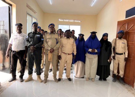 RadioMuqdisho's tweet photo. . @UNOPS handed over two Police Stations in #Galkayo & #Dhusamareb, to Galmudug State. This adds to the 16 Police Stations now operating out of 17 scheduled for delivery under the #JointPoliceProgramme. https://t.co/OoOGnq6jri