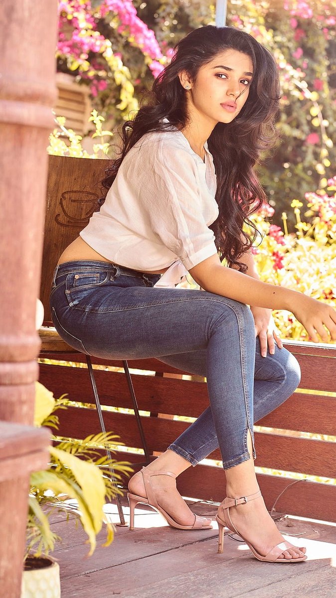 F6yGk2eXMAAlct6?format=jpg&name=medium