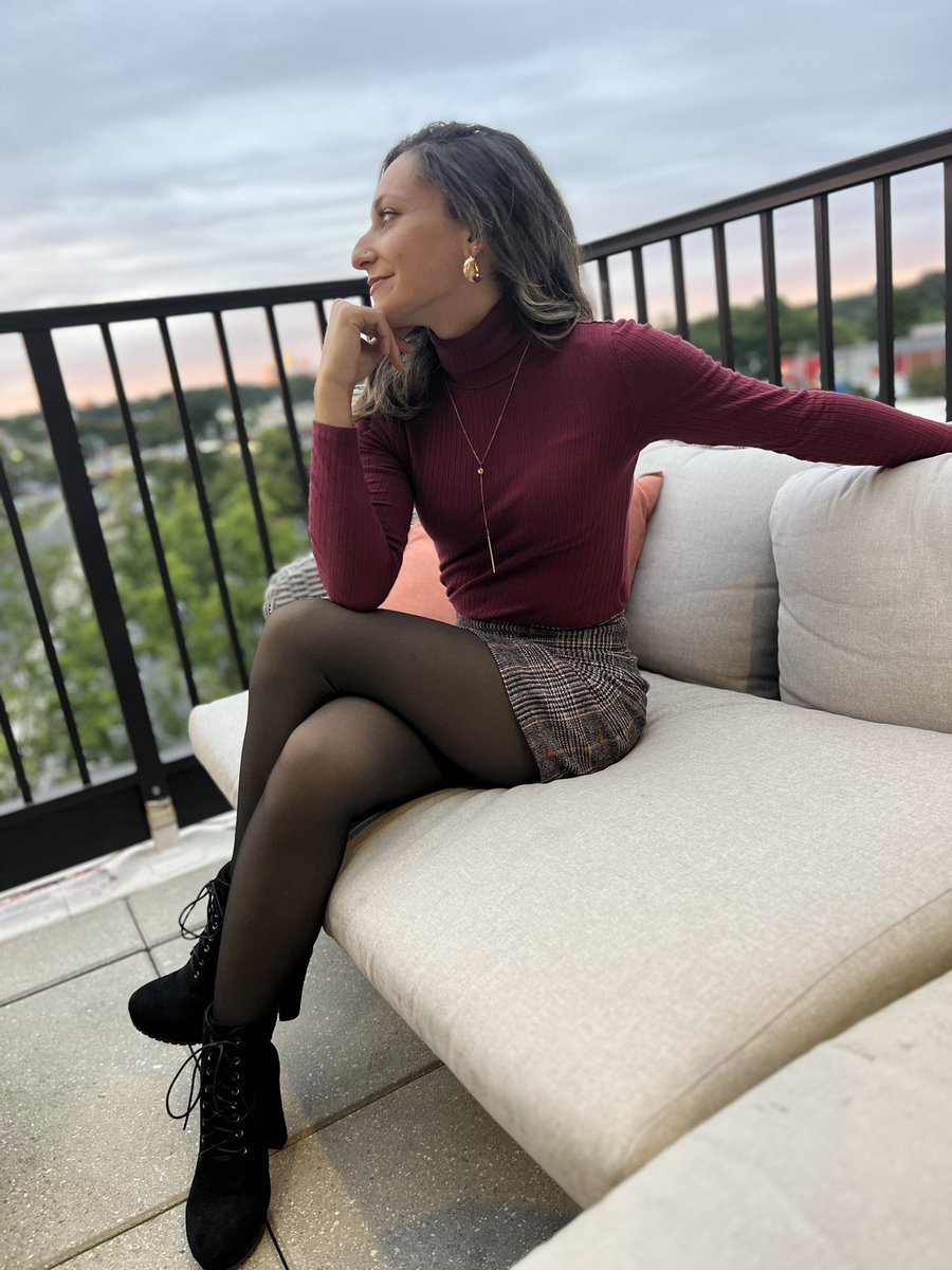 TravelGoddess01's tweet photo. Getting what I deserve 🍷🌇

Findom wine spoiled brat https://t.co/y1qvkUIQqt