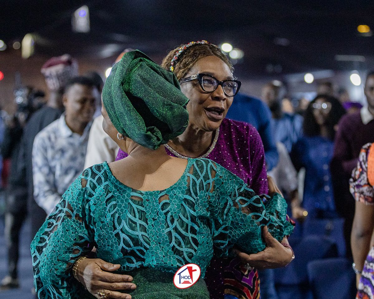 HODChurchNG's tweet photo. As is our culture in HOD church to warmly embrace and welcome ourselves, did you hug your neighbor with a big smile?
#householdofdavidchurch #suremercies #sundaysecondservice https://t.co/A7FblC4h6a