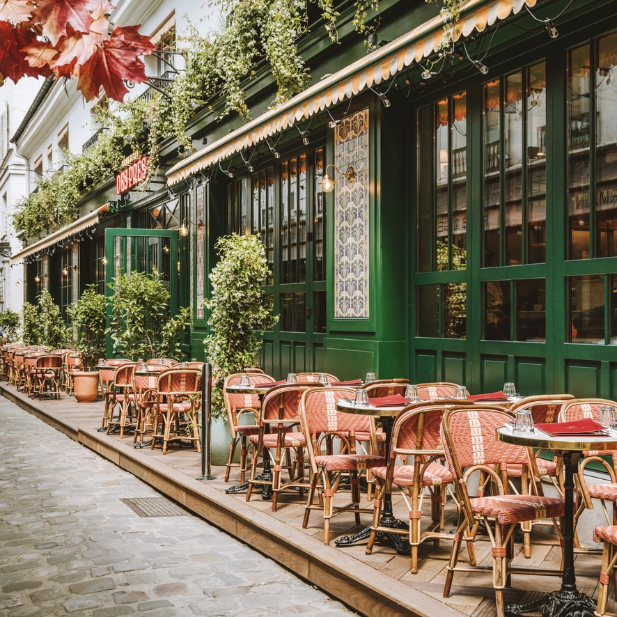 B3Designers's tweet photo. Brasserie Des Pres has landed in Paris' Latin Quarter! Guests are taken on a journey through 3 floors of colour, rhythm &amp; intimacy, reaching a special surprise on the top floor.

Find out more here: https://t.co/8PqyoiICfR

#B3Designers #InteriorDesign #RestaurantDesign https://t.co/iEhCjSIBju