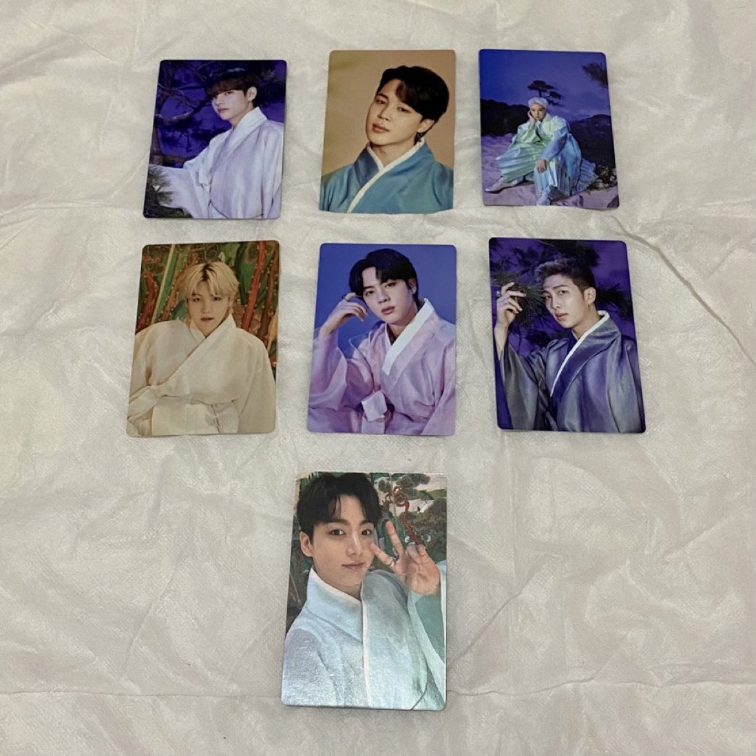 bangtanscart's tweet photo. 🛒 wts lfb bts ph 

• dalmajung mini pcs w jk special pc — 380 + lsf

comment mine 

# quitting sale bangtan namjoon rm seokjin jin yoongi suga hoseok jhope jimin taehyung v jungkook jk https://t.co/HNLIuEF0O8