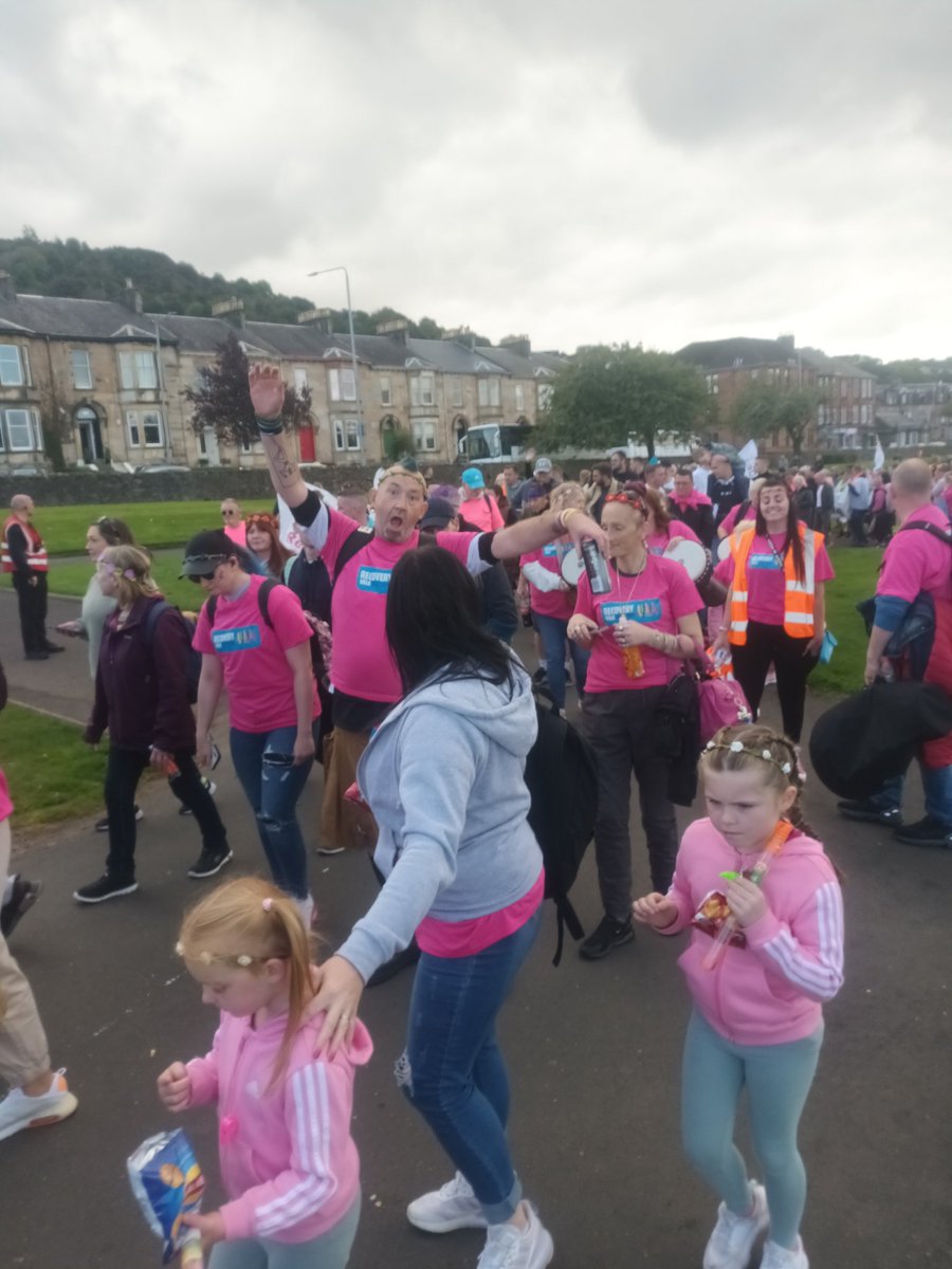Big thanks to all the organisers, host, and @ea_adp for funding transport which saw 73 individuals attend
#recoverywalkscotland2023Greenock
We had representation from across our communities, services and @HMP_Kilmarnock celebrating recovery together 🙏 💜 
#RecoveryforLife
