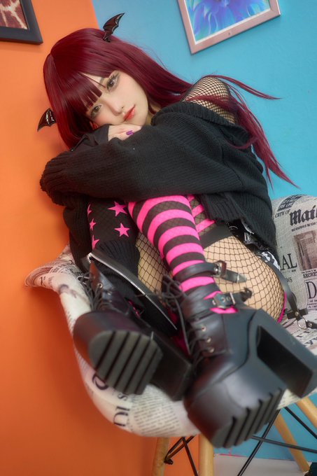 コスプレイヤーしろさきのTwitter画像12