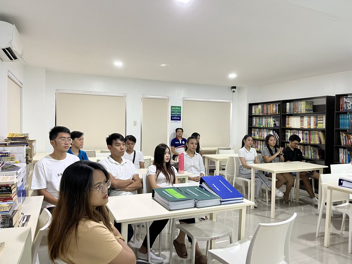 SKMalanday's tweet photo. Ngayong araw ay nagsagawa tayo ng SK Overview and Information Session para sa ating mga aspiring SK Officials ng ating barangay.

Ito ay kaugnay ng turnover plan ng SK Malanday upang masiguro ang maayos na transition ng incumbent at incoming SK pagkatapos ng BSKE 2023.

Goodluck! https://t.co/bCepHTwtq0