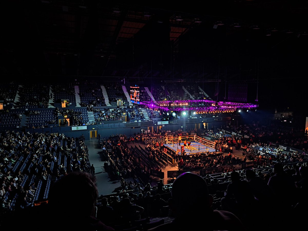 Chris_fthc's tweet photo. Great night at the boxing Joyce v Zhang, @OVOArena thanks to @bluelightcard for the free tickets!! 🥊#bluelighttickets https://t.co/wbClUWkvBh