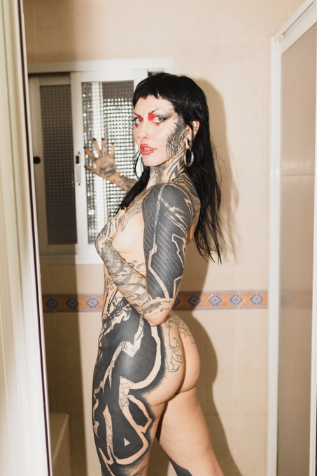 Heyy want to see my secret videos? https://t.co/xsKwFoYaNV<a href="/tag/dildos"class="tags"><span>#dildos</span></a>