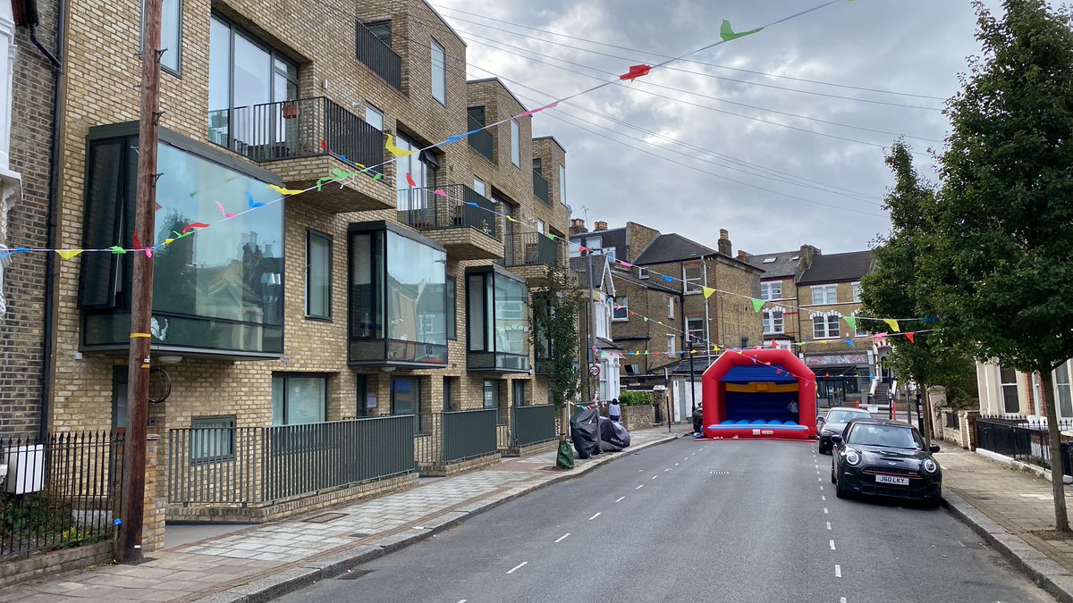 lazzaroux's tweet photo. @VirginRadioUK any chance for a cheeky shout out for our CAR FREE street party in Battersea/Clapham junction please , we are trying to encourage kids to spend more times on their streets ! Thanks #SW11 #Wandsworth @londonplay https://t.co/T65VbhuPzO