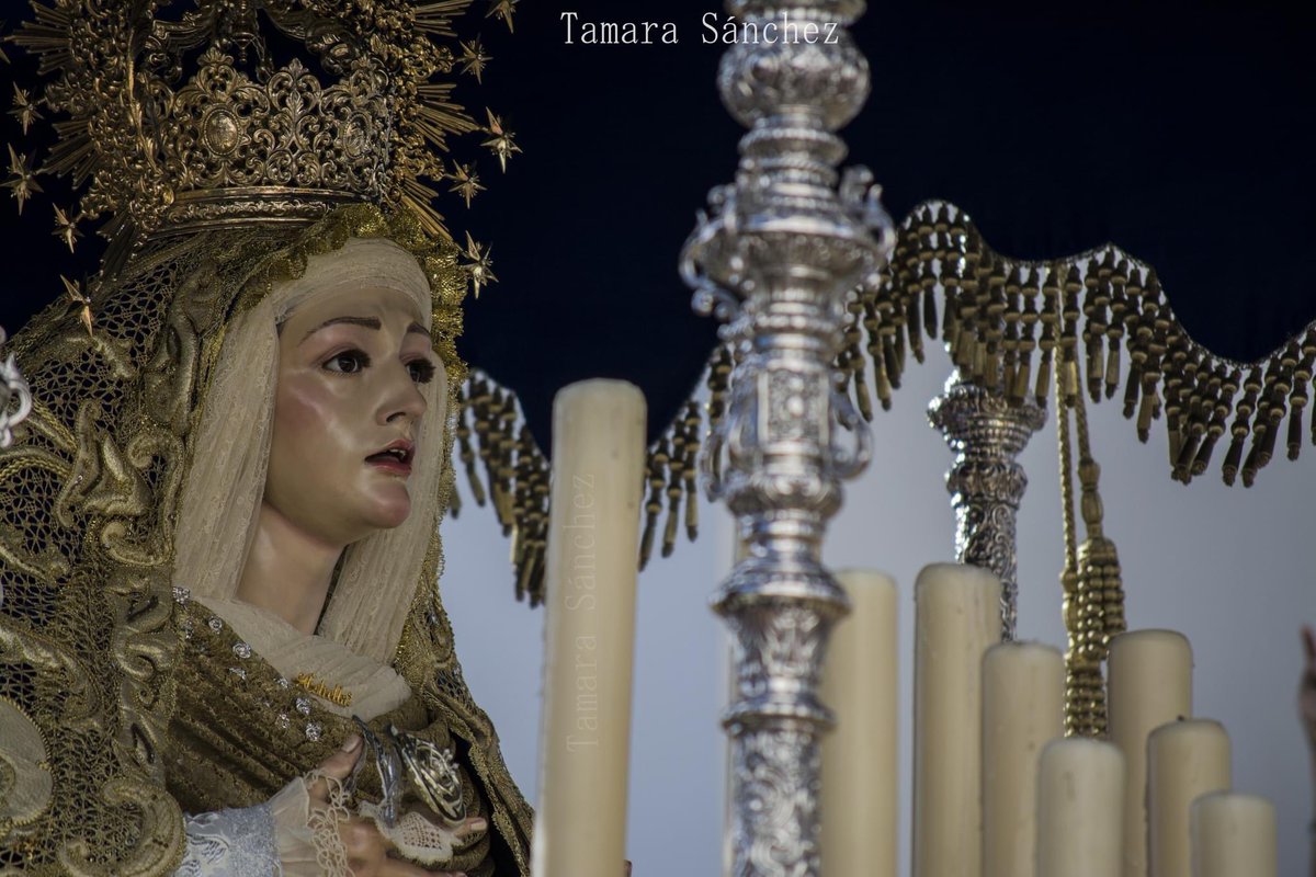 ¡𝐅𝐄𝐋𝐈𝐙 𝐃𝐎𝐌𝐈𝐍𝐆𝐎!

María contestó: «He aquí la esclava del Señor; hágase en mí según tu palabra».(Lc 1,38)

📸: Tamara Sánchez

#BorriquitaChiclana