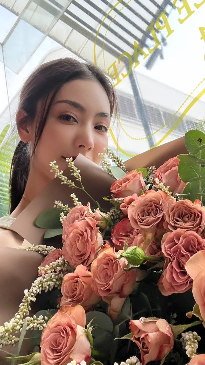 meenaxrina's tweet photo. 🤍 https://t.co/QxG61tE7nV