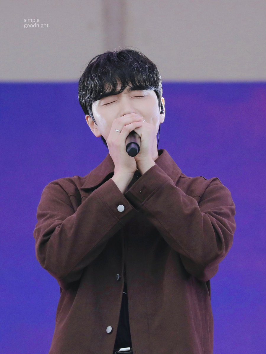 꾸모리 tweet media