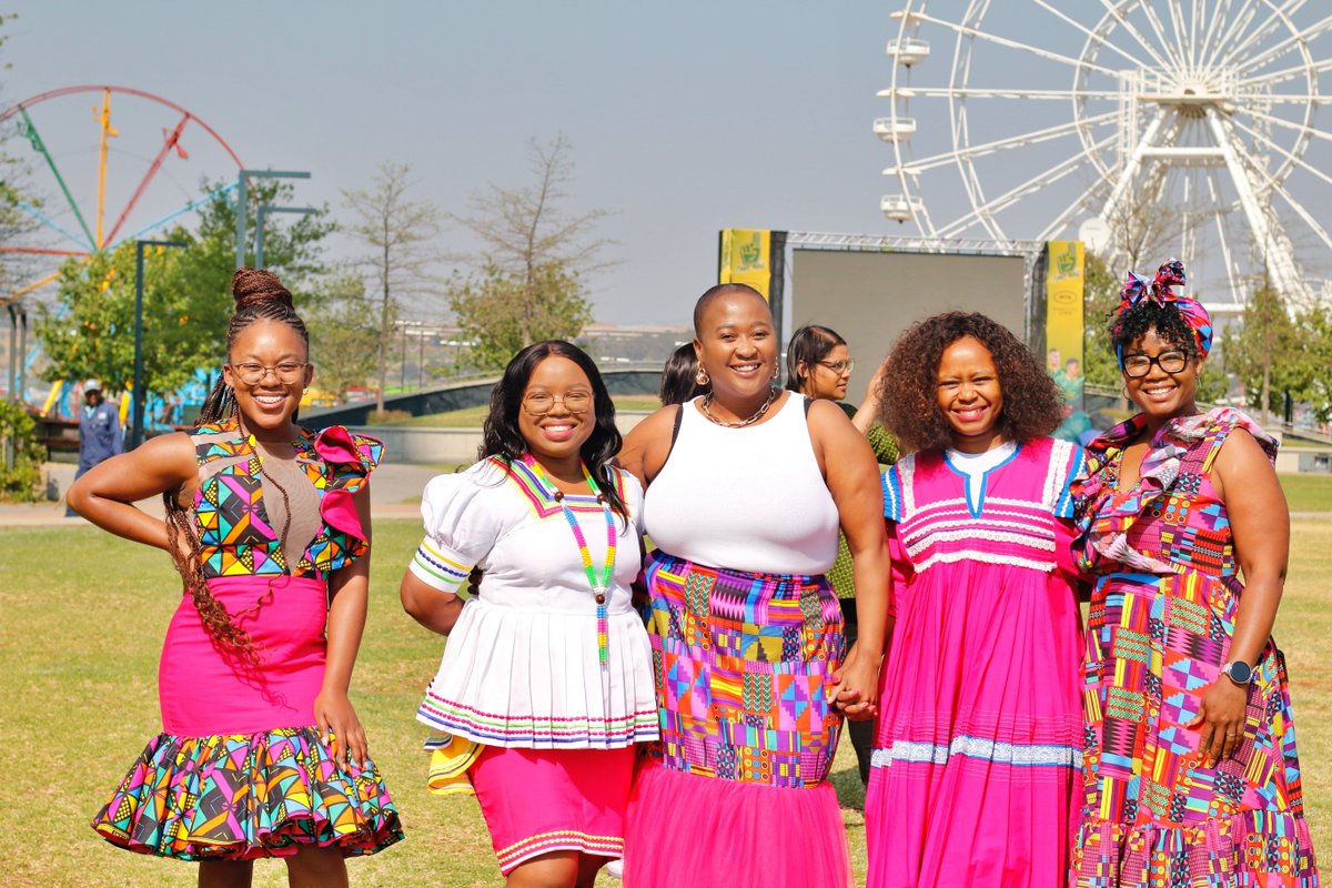 pwc_za's tweet image. At PwC, we prioritise creating an environment where diversity is valued.

In honour of #HeritageDay2023, our people came together to celebrate Ubuntu Bethu—Our Humanity. #PwCProud