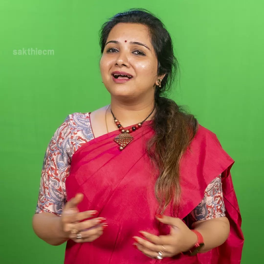 sakthiecm's tweet image. Photoshoot _ Singer Mahathi
#phtooftheday #photoshoot #singer #tranding #viral #sakthiecm