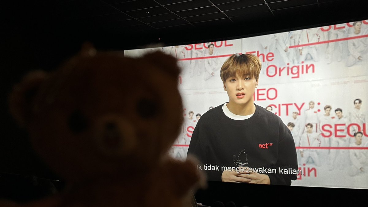 375sund's tweet photo. 🎬 fuuuun >____<  #NeoCityTheOrigin

(ft gomdo with his father)
(&amp;&amp;&amp; me with my 해프포즈) https://t.co/1FUlZshQUA