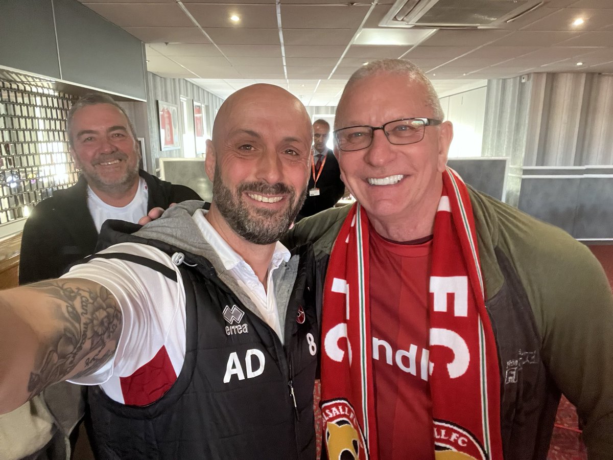 Aᴅᴀᴍ Dᴀᴠʏ tweet media