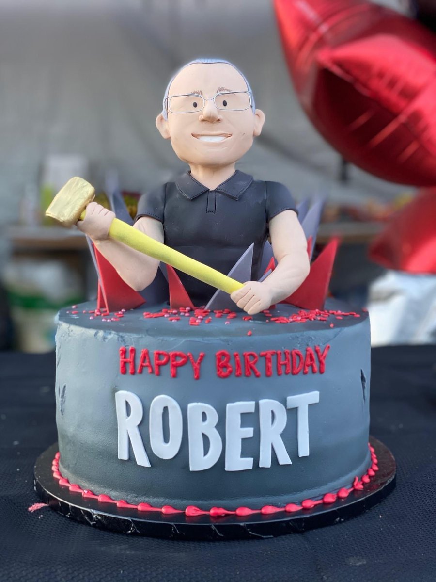 #TeamIrvine here taking over Robert’s account (yes, we do that sometimes 😉 ) so we can all wish him a very very Happy Birthday! 🎂