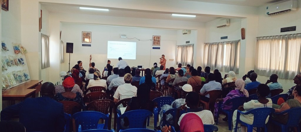 Cours Sainte Marie de Hann tweet media