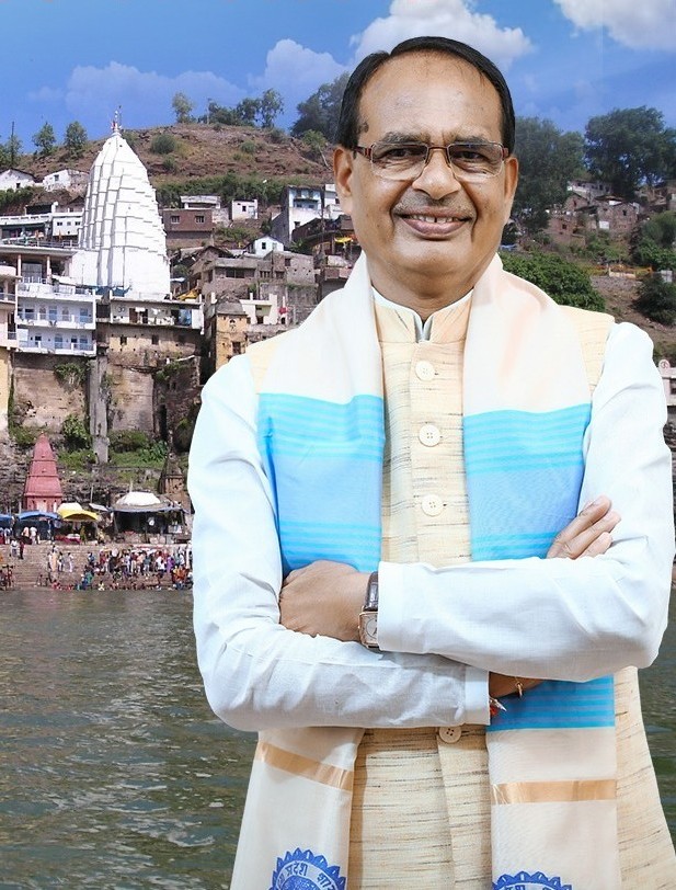 K33636507Kumar's tweet photo. मुख्यमंत्री श्री @ChouhanShivraj ने "कोटवार सम्मेलन " में दि सौगातें।
1. कोटवारो को स्वास्थ्य बीमा का लाभ,
2. वर्दी का रंग अब खाकी होगा,
3. रिटायरमेंट के बाद मिलेंगी रु 1 लाख की राशि,
4. मानदेय में हर साल रु 500 की वृद्धि,
5. सेवा भुमि रहित कोटवारों का मानदेय रु 8000 होगा। https://t.co/yg35J9tVxK