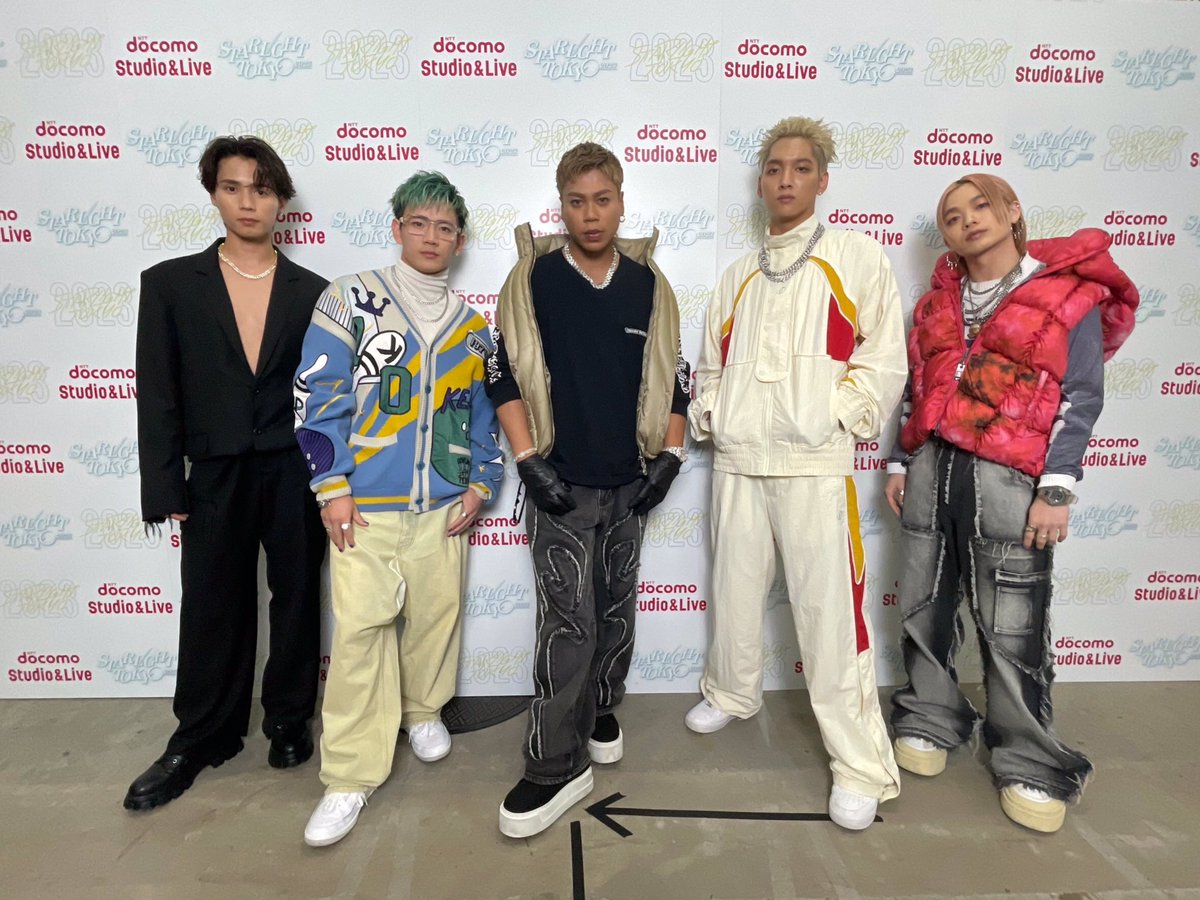 therampagefext's tweet image. 『STARLIGHT TOKYO 2023』
お越しいただいた皆様、配信でご覧いただいた皆様ありがとうございました✨

温かい声援に包まれ無事パフォーマンスを終えることができました😊
引き続きMA55IVEの応援も宜しくお願い致します🔥
youtu.be/62cGlLT6s_8

#SLT2023
#MA55IVE 
#THERAMPAGE 
@starlight_tokyo