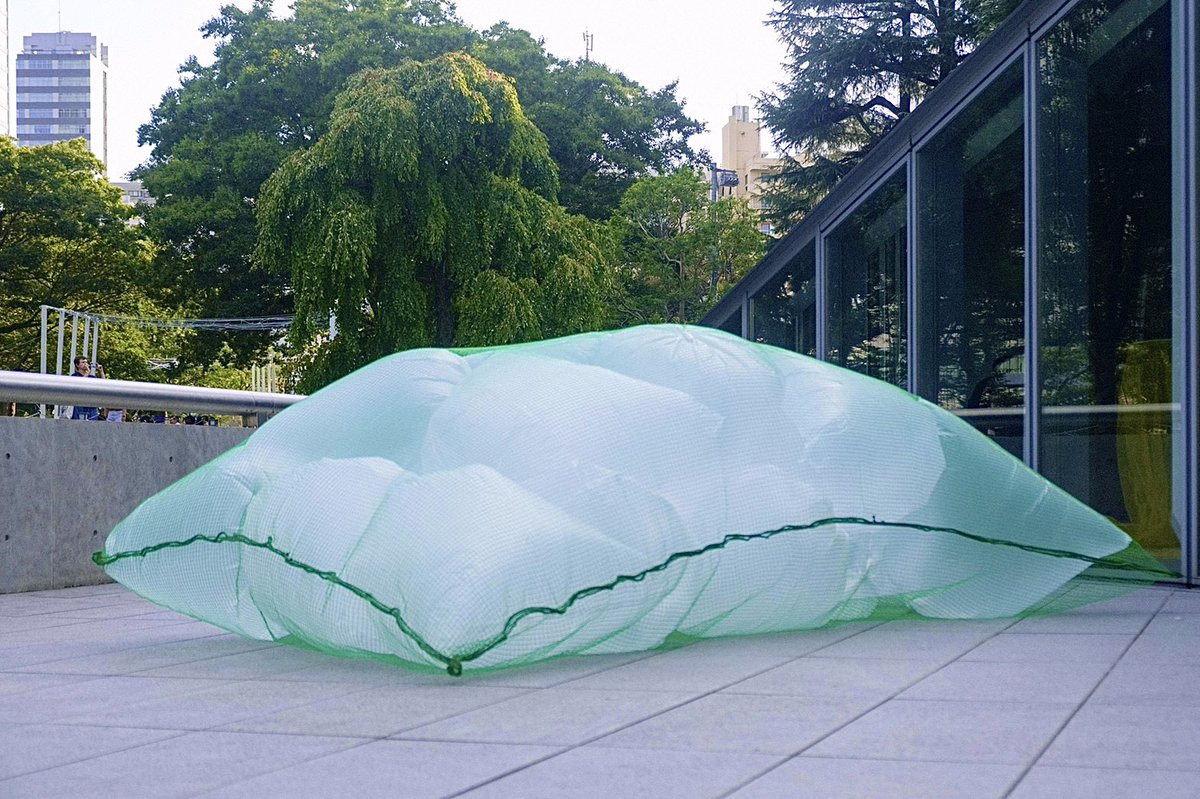 branch2018's tweet photo. 【公開制作8/14】
性質の彫刻
Sculpture of Nature.
ゴミネット / ゴミ袋
Garbage net / Garbage bags
21_21 DESIGN SIGHTギャラリー3
#21_21designsight #Materialor
#BRANCH #sculpture #nature #artandscience https://t.co/Tcl4QroBqz