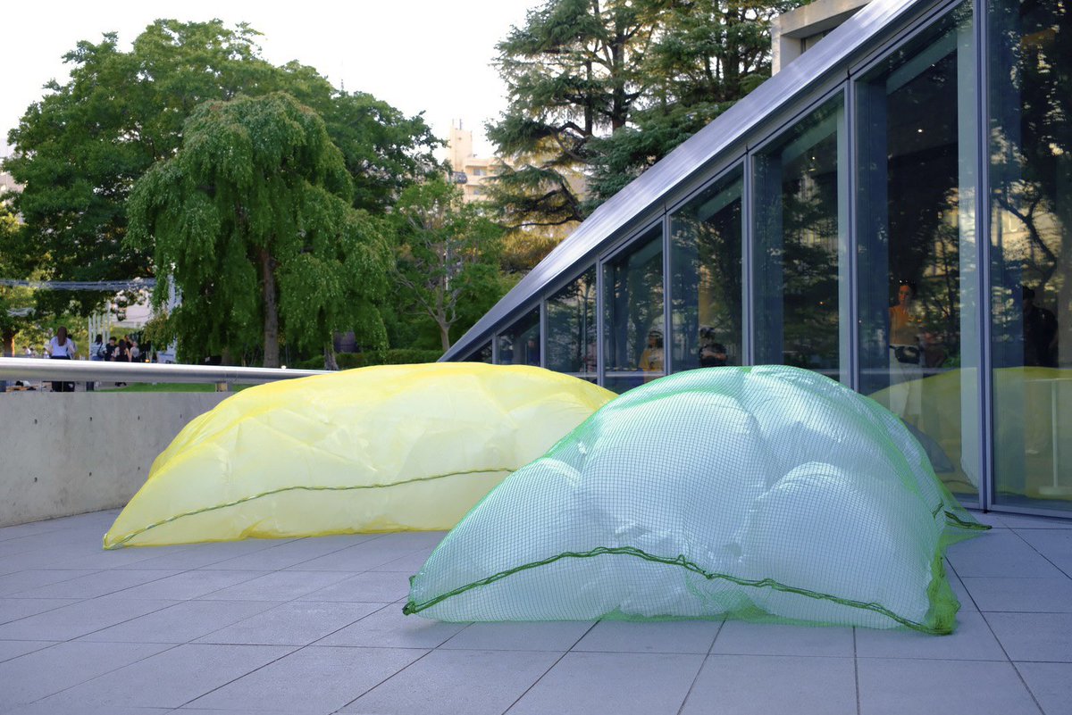 branch2018's tweet photo. 【公開制作8/14】
性質の彫刻
Sculpture of Nature.
ゴミネット / ゴミ袋
Garbage net / Garbage bags
21_21 DESIGN SIGHTギャラリー3
#21_21designsight #Materialor
#BRANCH #sculpture #nature #artandscience https://t.co/Tcl4QroBqz
