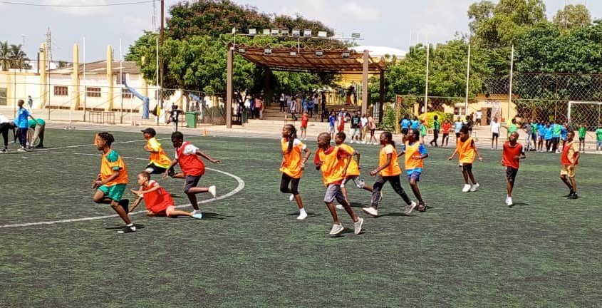 Cours Sainte Marie de Hann tweet media
