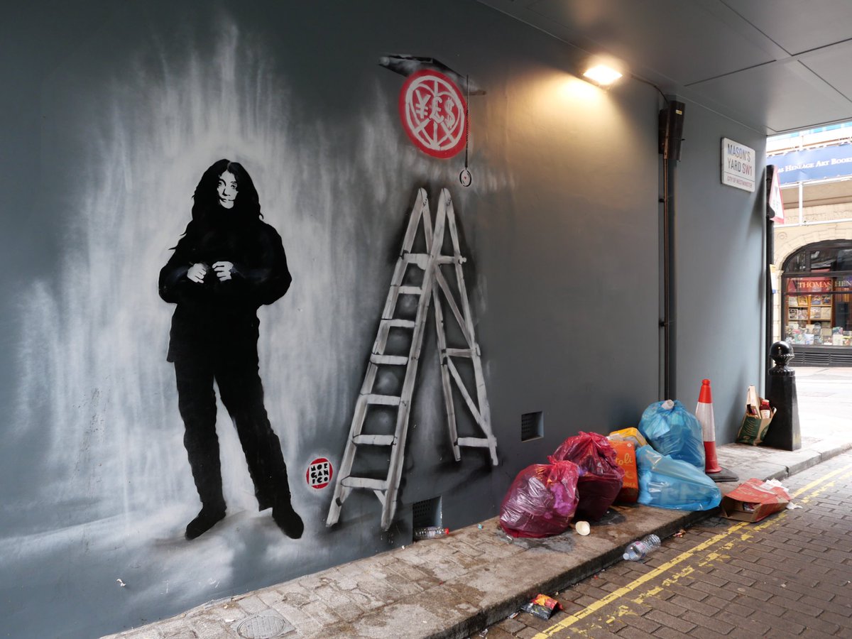 London street art #photowalk