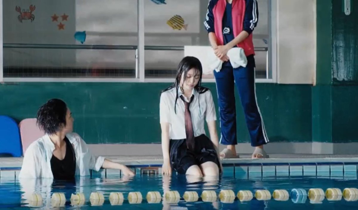 制服WET動画こんなのもあったのね
原作の設定の時点から、着衣水泳の補講を制服でやっているってことは、着衣水泳ガチで制服でやってるってことだよね！？そんな学校ほんとにあったら来世で入学するわ(笑)