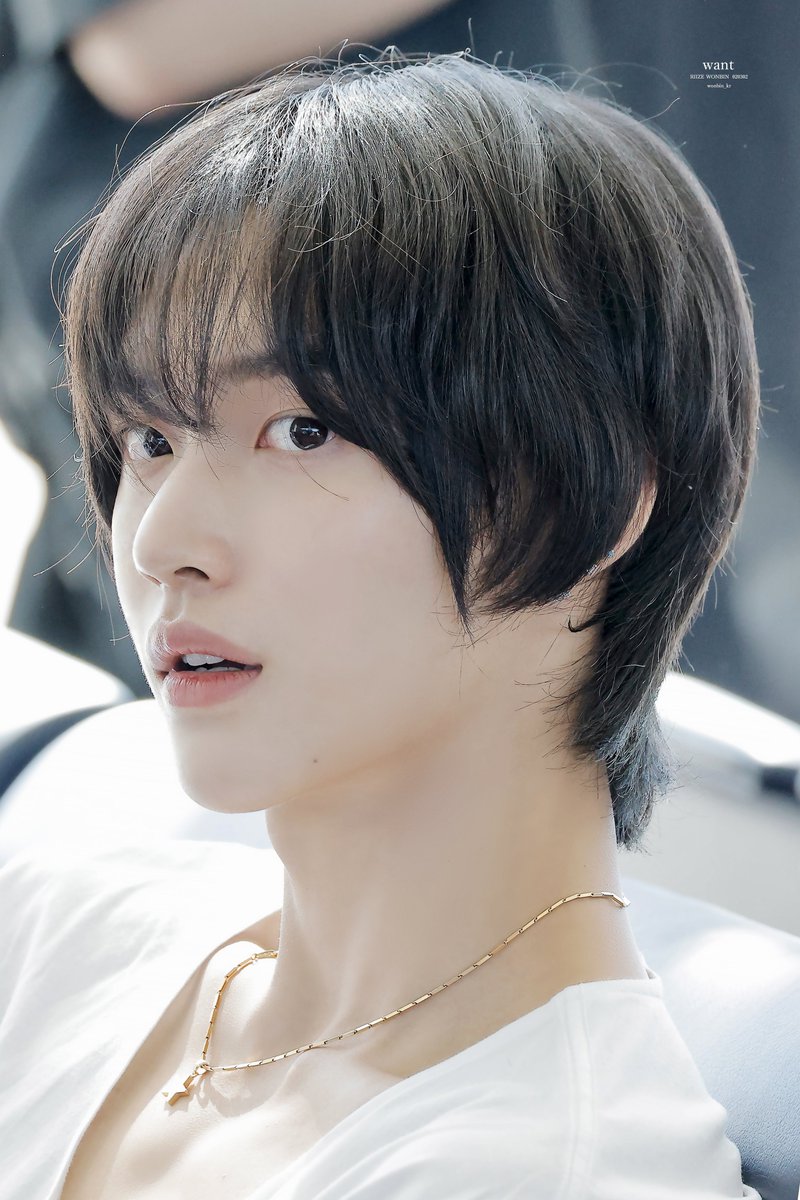wonbin_kr's tweet photo. 230922 ICN HQ🐰💕
#WONBIN #원빈 #RIIZE #라이즈 https://t.co/E96GYI5hsW