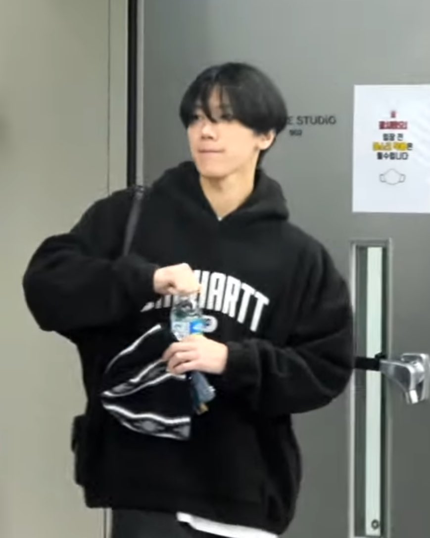 𝙙𝙚𝙡𝙞𝙜𝙝𝙩 ✿ tweet media