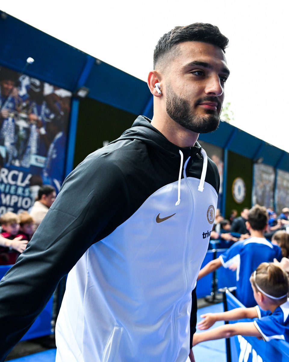 ChelseaFC's tweet photo. Back in the squad! 😁

#CheAvl https://t.co/WXByVmMbtq