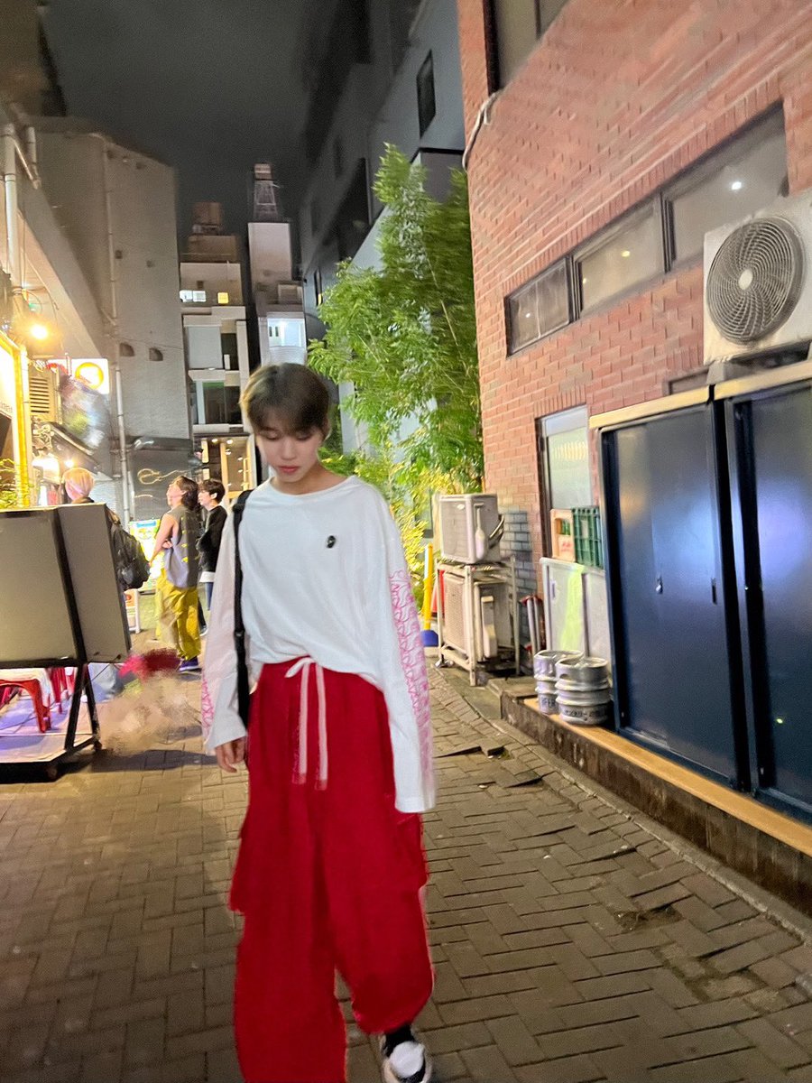 Shucream_814's tweet photo. 슈토야….
한국와라… https://t.co/AA9hu6xDi5