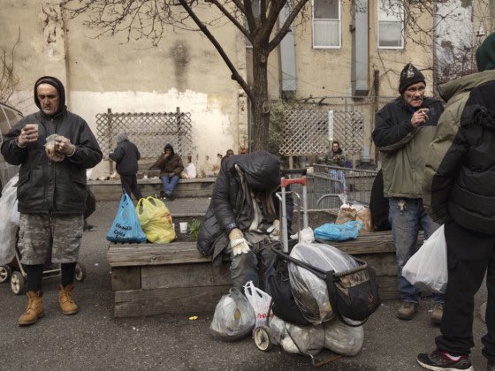 MaxBlindzellner's tweet photo. @SBetschinger Unternehmertum, freie Bürger, ein schlanker Staat und Marktwirtschaft

= 

gerechte, friedliche und wohlhabende Gesellschaft: https://t.co/QEGMeAyKoz