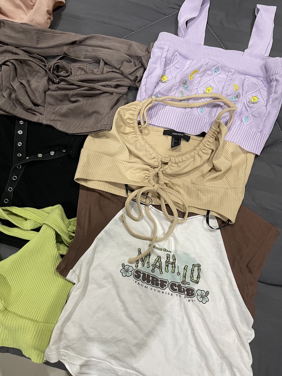 quinrrcc's tweet photo. ส่งต่อเสื้อผ้ามือ1มือ2 มีมากกว่าในรูปค่ะะ 💟

 — ลงวันนี้ 24/09 (20:30)🫶🏻

📦 ทุกตัวรวมค่าส่ง ราคาไม่เกิน130ค่าบ อยากขายอยากขาย🤘🏻
 
#ส่งต่อเสื้อผ้า #ส่งต่อเสื้อผ้าy2k #ส่งต่อเสื้อผ้ามือ2 #ส่งต่อเสื้อผ้ามือสอง #เสื้อผ้ามือสอง #เสื้อผ้ามือ2 #โ��๊ะเสื้อผ้า #ส่งต่อคสอ #ส่งต่อกระเป๋า https://t.co/J8Jl11esM3