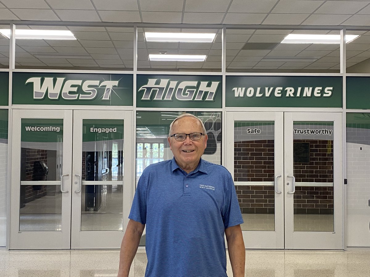 SiouxCityCSD's tweet image. When Gary Hoklin's doctor told him to 'just keep going,' the educator took his doctor's advice to heart. Now retired, the longtime teacher continues to show up for students, now as a substitute teacher. Read Gary's incredible story: bit.ly/3LsZlEP