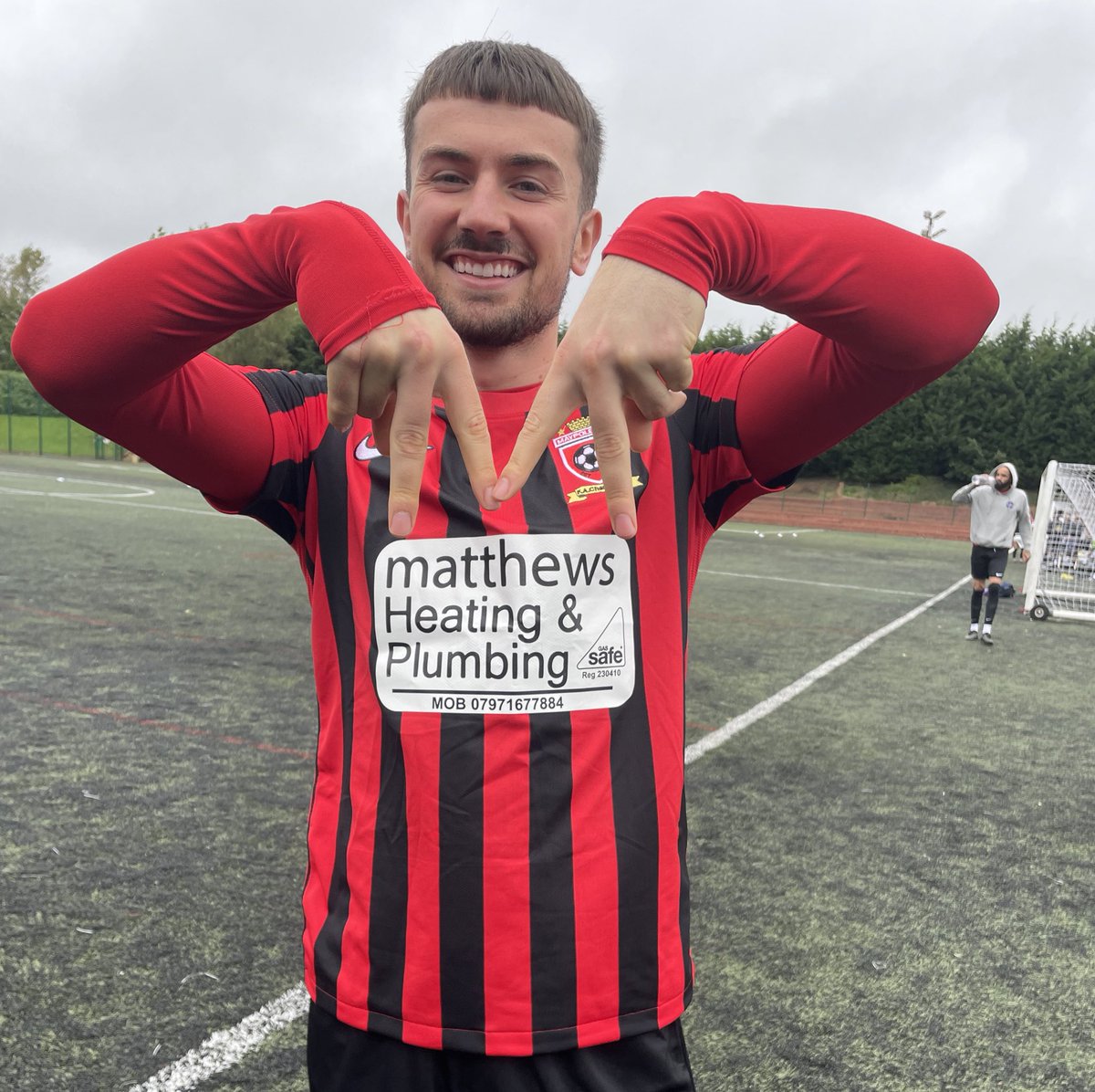Vibez Fc 2 - 4 Maypole Utd

Another good win for the boys today. Vibez took the lead twice but we turned it around with goals from Ellis, Lee, Moults &amp; Ollie.

MOTM: Big Moults

All the best <a href="/vibezfc2022/">Vibez FC</a>, see you in the return fixture 👊