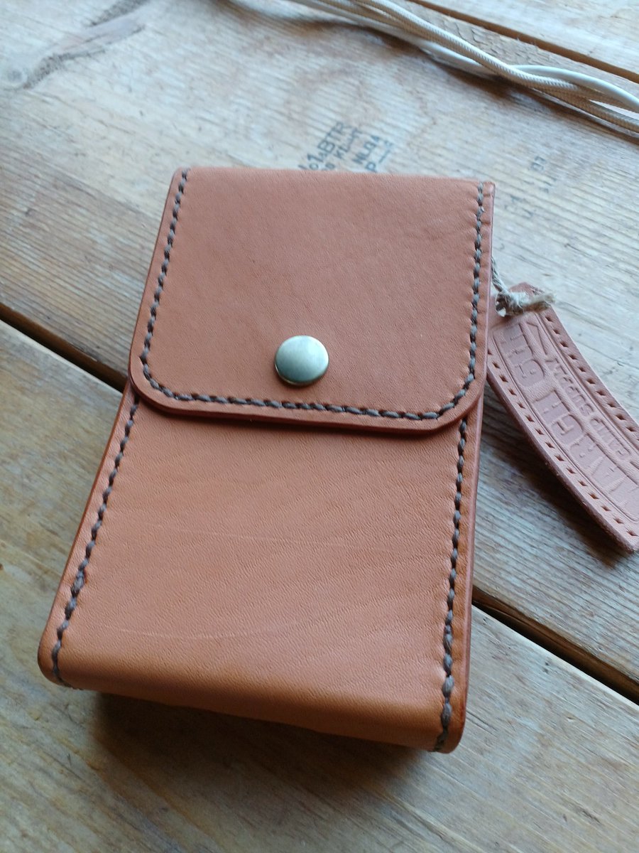 NAGAchang0721's tweet image. ファイヤーライターズレザーケース
良き👍👍👍

#恵庭メイプルキャンプ場 #march6th #ファイヤーライターズ #ファイヤーライターズケース