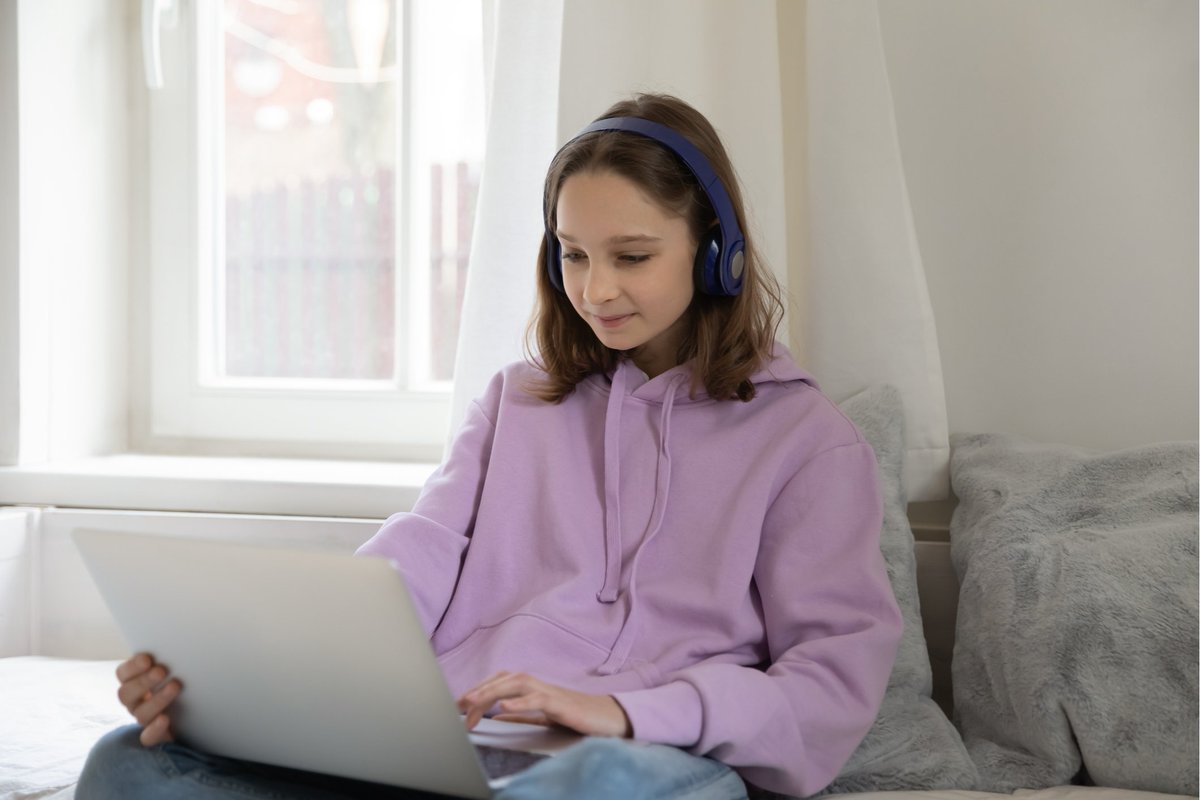Renrik's tweet photo. Are your kids using Discord? Check out this #TELUSWise article to learn how you can help them stay safe.  #TeamTELUS https://t.co/TuTkHRmQnZ https://t.co/ujJn7fFmYA