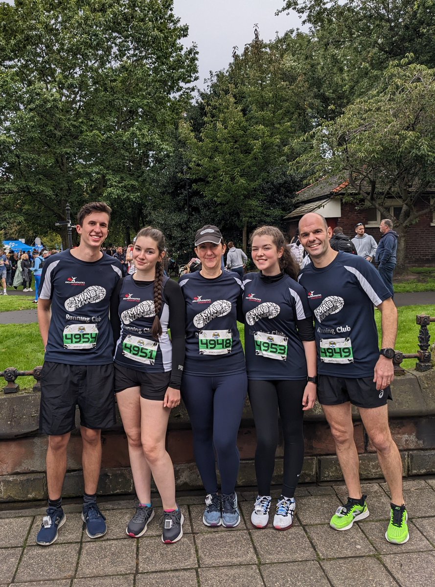 Madrunners1's tweet photo. Well done #TeamMadRunners at the @WarringtonRunningFestival this morning! https://t.co/UO8UjeuSJp