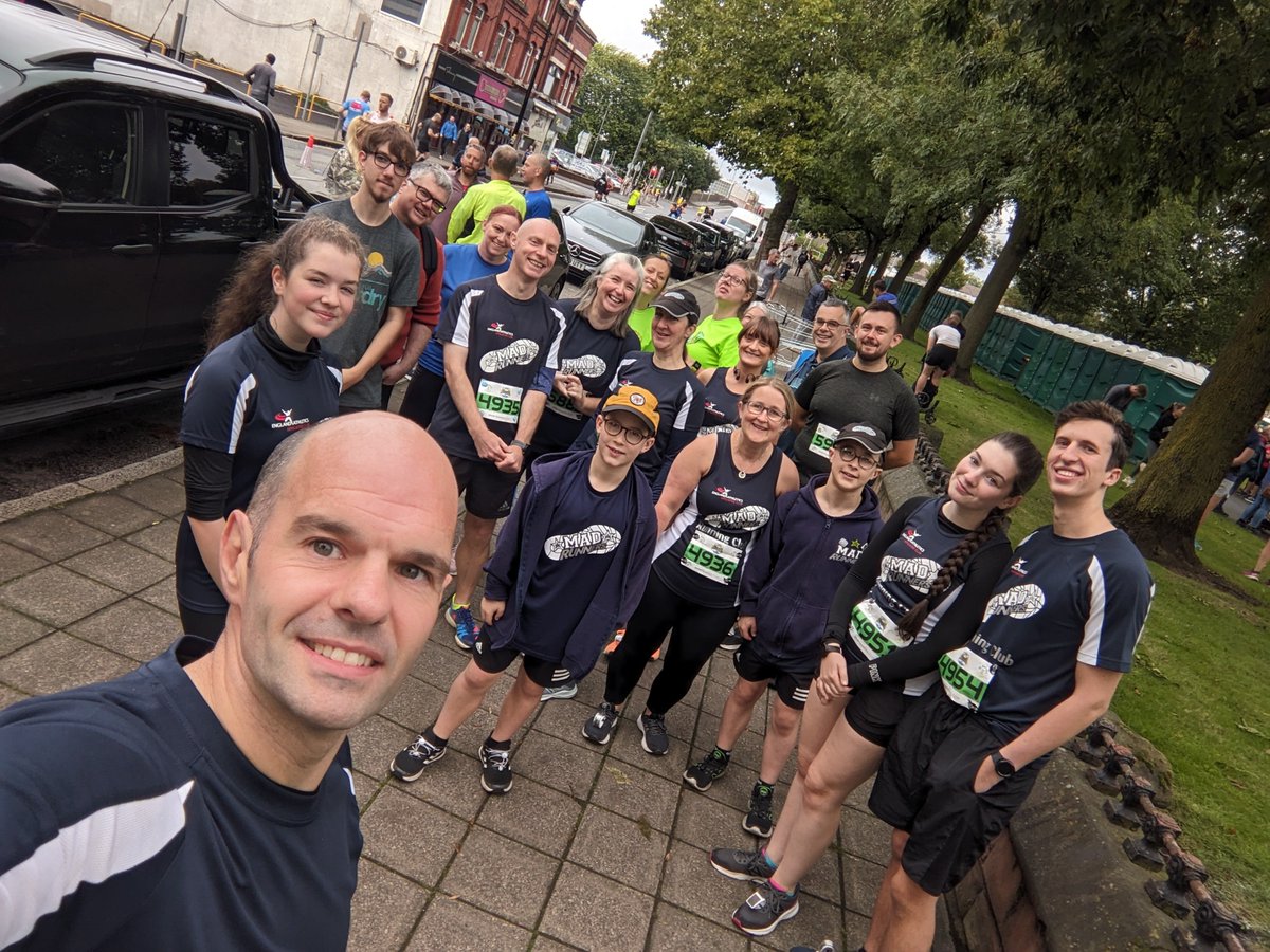 Madrunners1's tweet photo. Well done #TeamMadRunners at the @WarringtonRunningFestival this morning! https://t.co/UO8UjeuSJp
