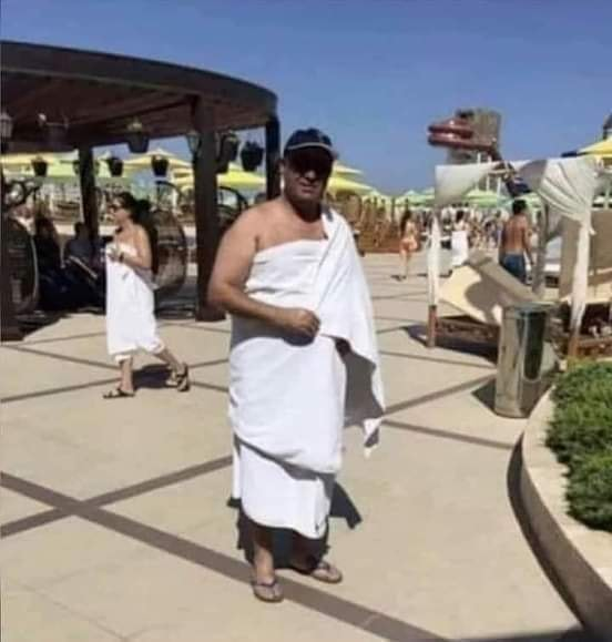 اهم حاجه النيه🤪
تقريبا بيحج فى الساحل😂😂
