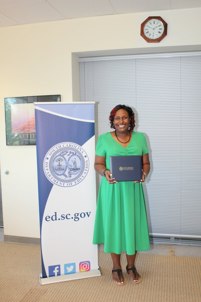 drgsedwards's tweet photo. Congrats ๐ฅณto @DocBlackwell, Principal at Arden Elementary, @ASWilliams42, Principal at Hopkins Middle, @JamettaHodges, Principal at St. Andrews Middle, & Carla Brabham, Principal at Richland One Middle College @RichlandOne Grads of SLEI. @EducationSC #OEELD #TruistLeadership https://t.co/y7BByropuC