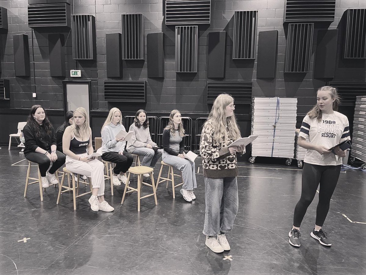 BGS_Arts's tweet photo. ππ Honesta quam magna βοΈ our rehearsals for #DaisyPullsItOff are in full swing! Full run of act one with both casts completed β
π
Tickets on sale soon so watch this space π
#BGSImaginative #BGSInspired #HockeyStick #TreasureHunt #BGSPerformingArts https://t.co/zAIgxnDbUJ