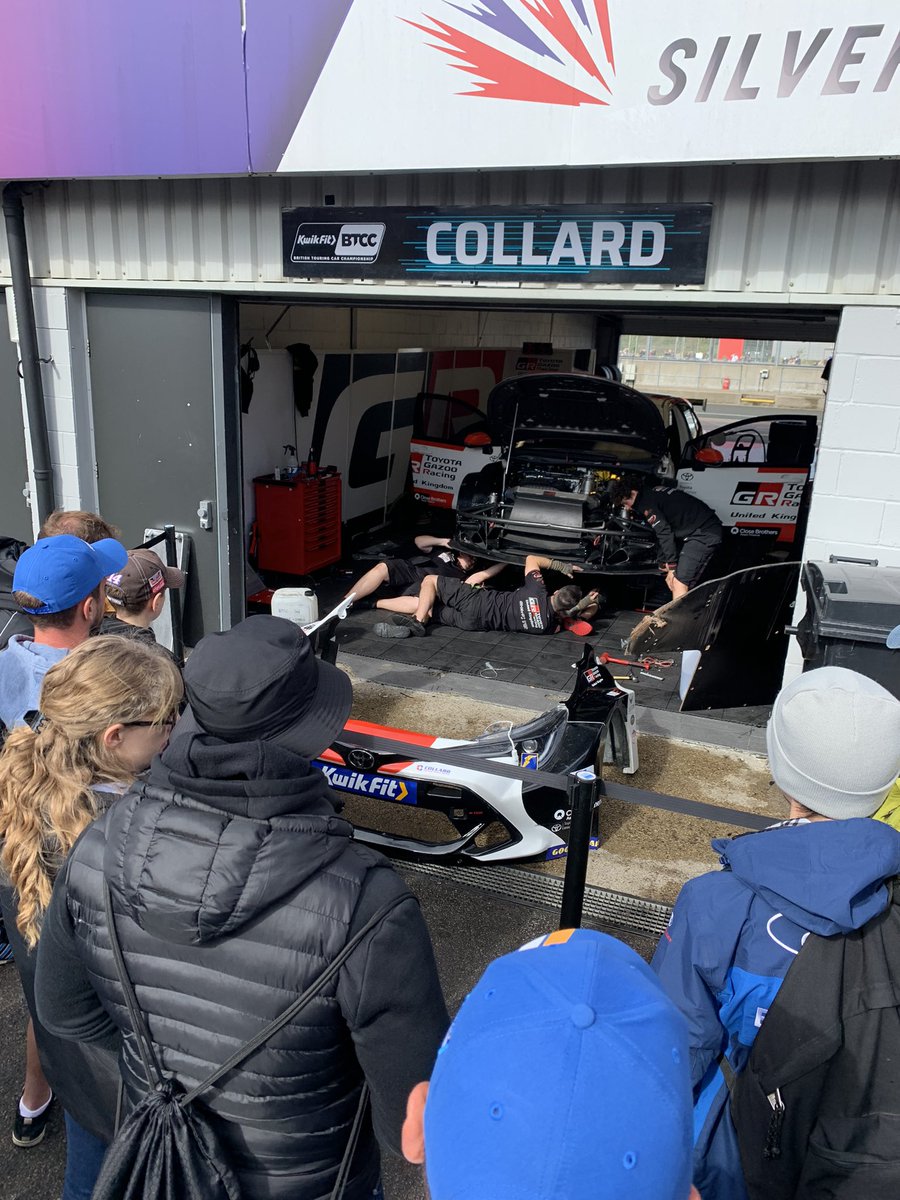 Front end off for Ricky Collard.