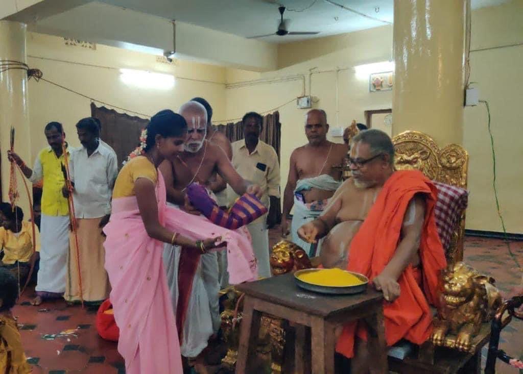 Ahobila Narasimha married Chenchu Lakshmi, a girl from a Chenchu Tribe in Nallamala hills in Eastern ghats

Their bond with Ahobilam Temple &amp; Matha is inseparable. 1st Jeeyar of Ahobila Matha instituted Paruvetta Utsavam which organised them for 41 days

HH 46th Jeeyar explained