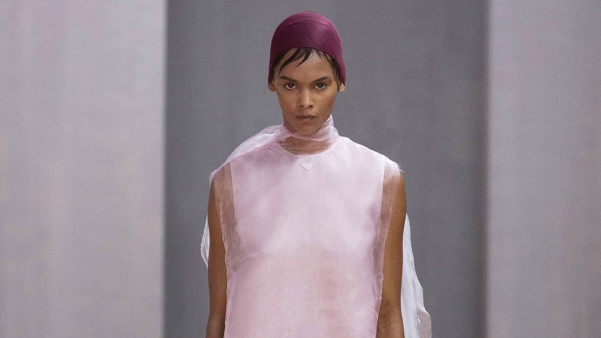 THE FALL tweet media