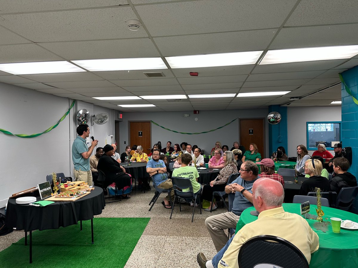 Yesterday we celebrated the graduation of the Forest Ave Outreach MC3 pre-apprentices! Thank you <a href="/mattmccoyia/">Matt McCoy</a>, <a href="/Josh_Mandelbaum/">Josh Mandelbaum</a>, <a href="/CarlVossDSM/">Carl Voss</a>, Linda Westergaard &amp; Connie Boesen and other community leaders for attending!
#iowaskilledtrades #iowaconstruction #IowaWorkforce #faomc3