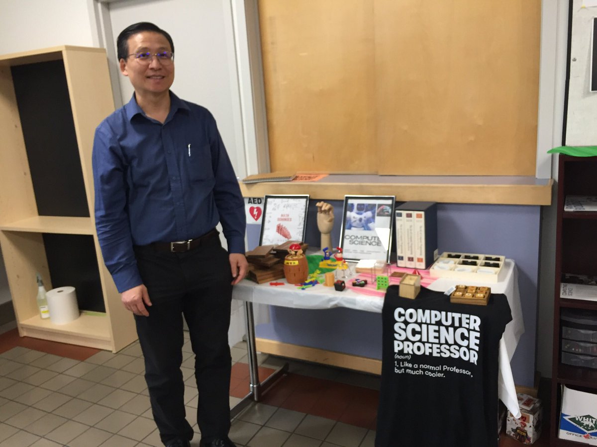 twucompsci's tweet image. Dr Andrew Park, our computing science professor, show off his toys at homecoming weekend @TrinityWestern @twucompsci #twucompsci